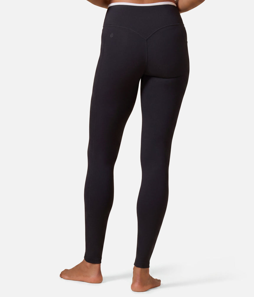 Crisscross Hourglass® Contrast Leggings • Two Deep Pockets