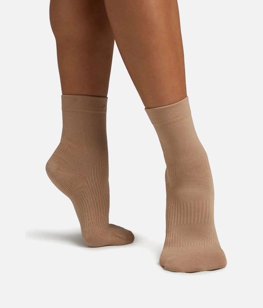 Lifeknit H072 Performance Dance Socks • Compression & Grip