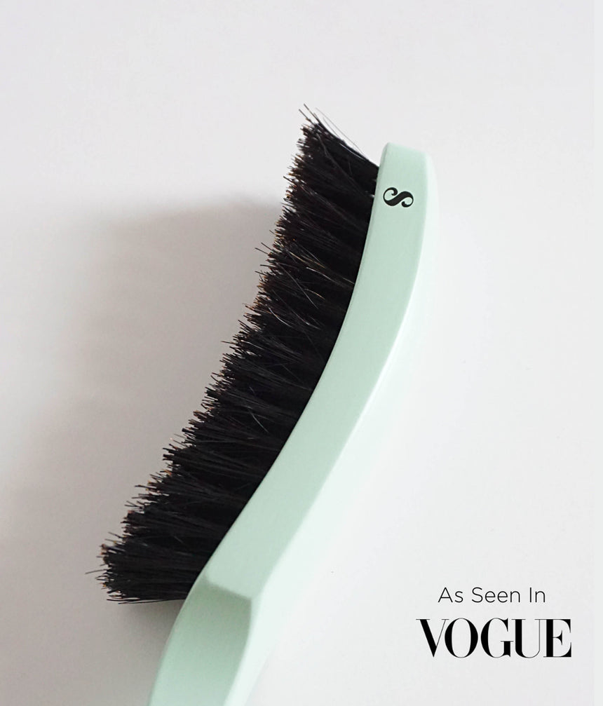 Mane Master™ Curved Smoothing Hair Brush