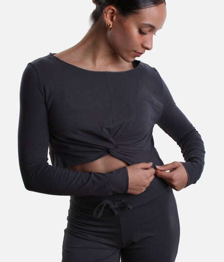 MEGUMI Bamboo Warm-Up Top – Elegant Twist Front Crop