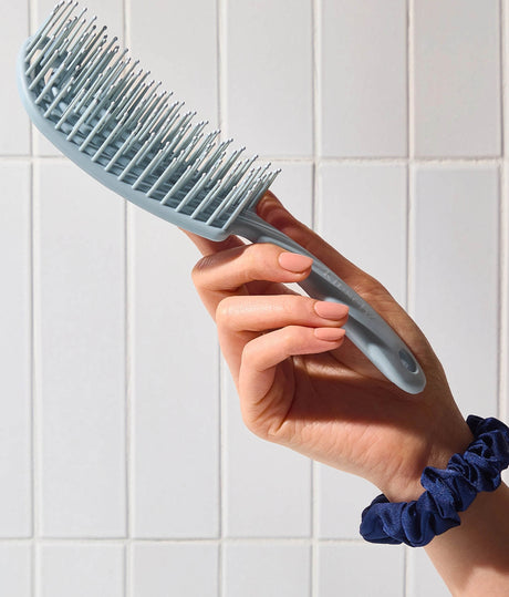 Detangling Flexi Brush for Healthy Scalp & Breakage Control