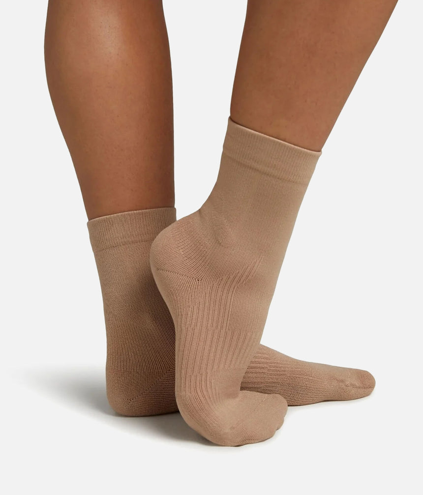 Lifeknit H072 Performance Dance Socks • Compression & Grip