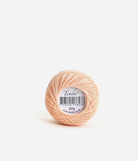 Peach pink Tendu pointe shoe darning thread with the branded 20 g centre label visible on a white background.