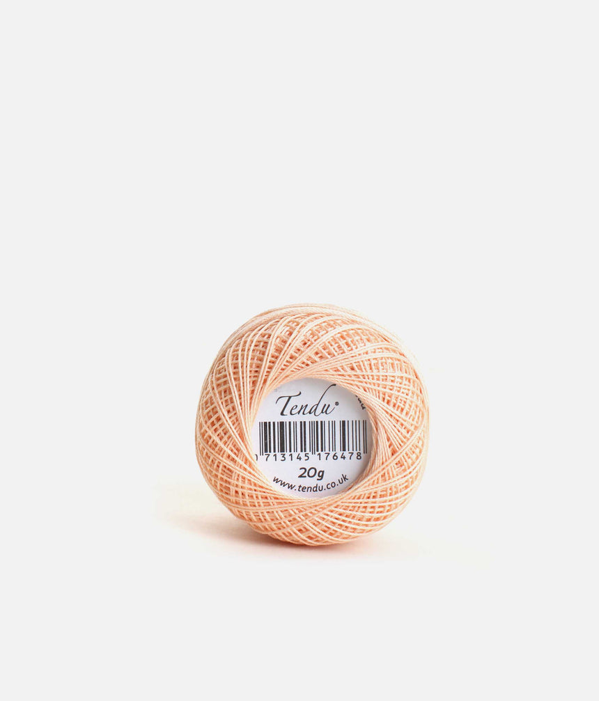 Peach pink Tendu pointe shoe darning thread with the branded 20 g centre label visible on a white background.